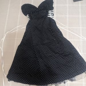 Vexy polka dot dress large